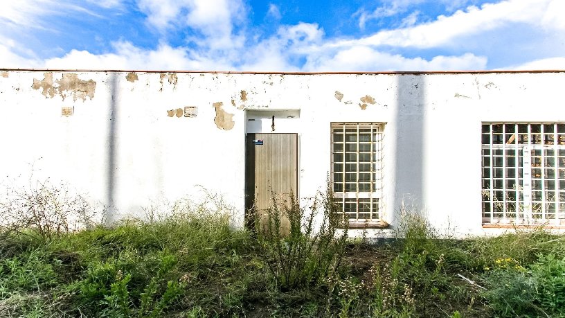 Chalet adosado en venta en calle Font Soleia