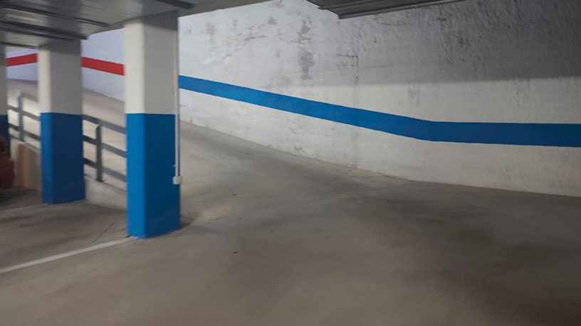 Garaje en venta en calle Rosa Leveroni