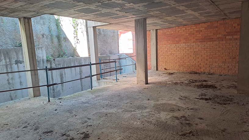 Obra parada en venta en calle Poeta Lopez Pico