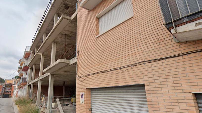 Obra parada en venta en calle Poeta Lopez Pico