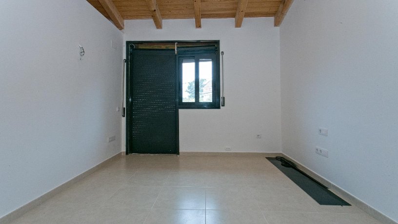 Chalet adosado en venta en calle Pompeu Fabra