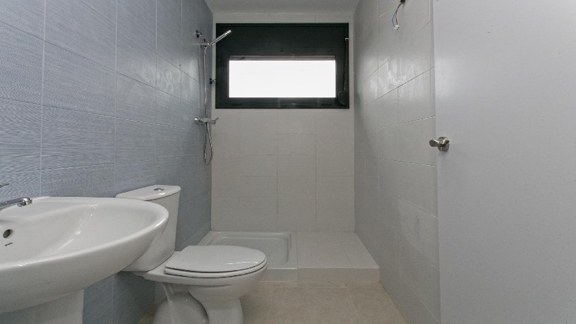 Chalet adosado en venta en calle Pompeu Fabra