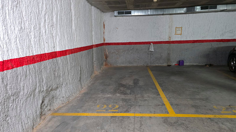 Garaje en venta en calle Sant Ferran