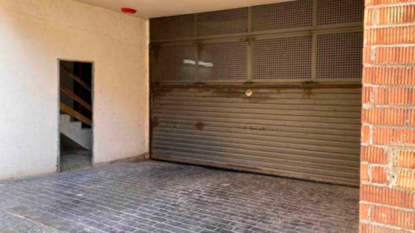 Work stopped for sale in calle La Caça