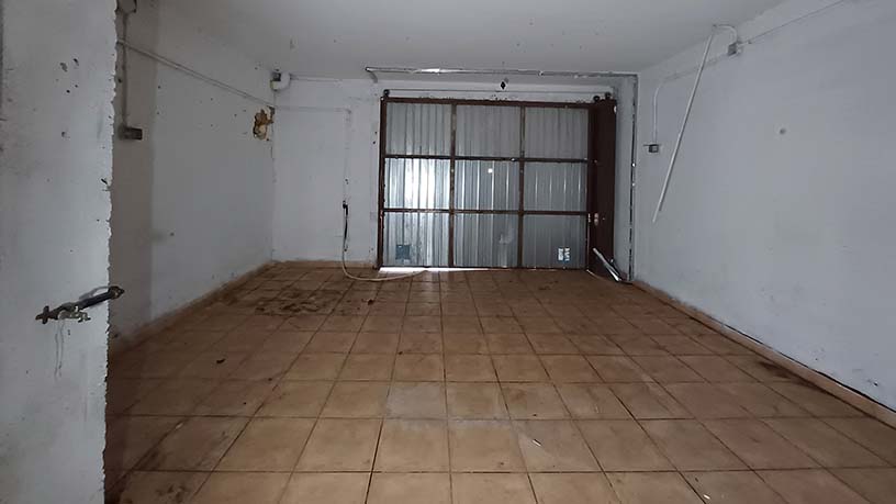 Chalet adosado en venta en calle Salvador Dali