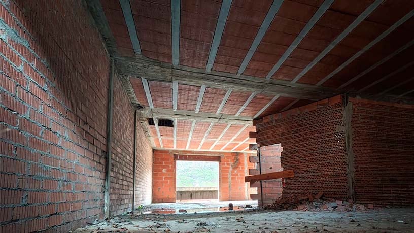 Obra parada en venta en calle Torre Baixa