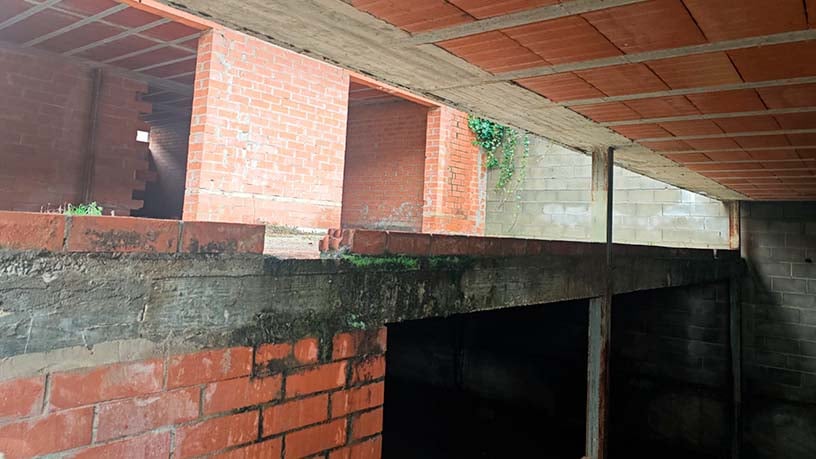 Obra parada en venta en calle Torre Baixa