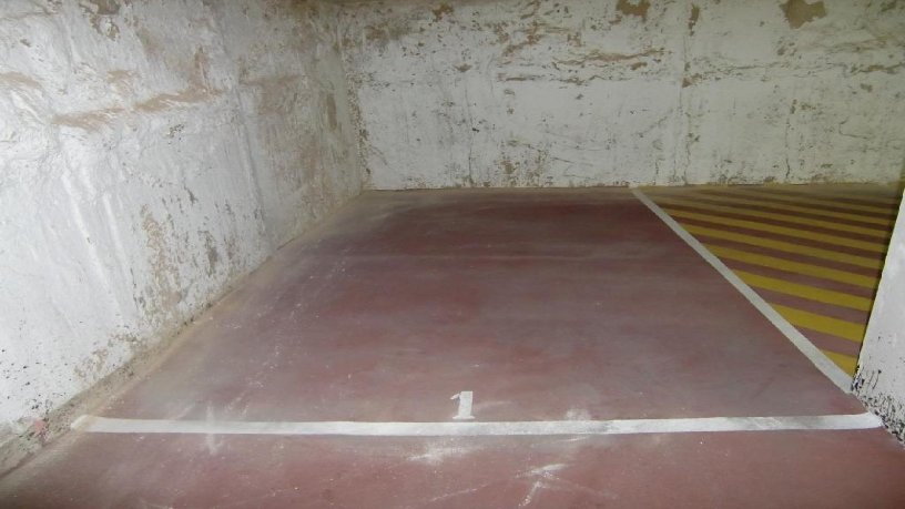 Garaje en venta en calle Arnau de Mercader