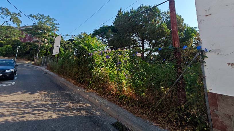 Urban ground for sale in calle Baix Riera