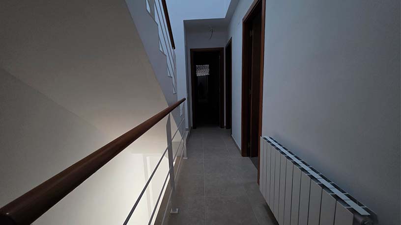 Casa en venta en calle Comte Guifre