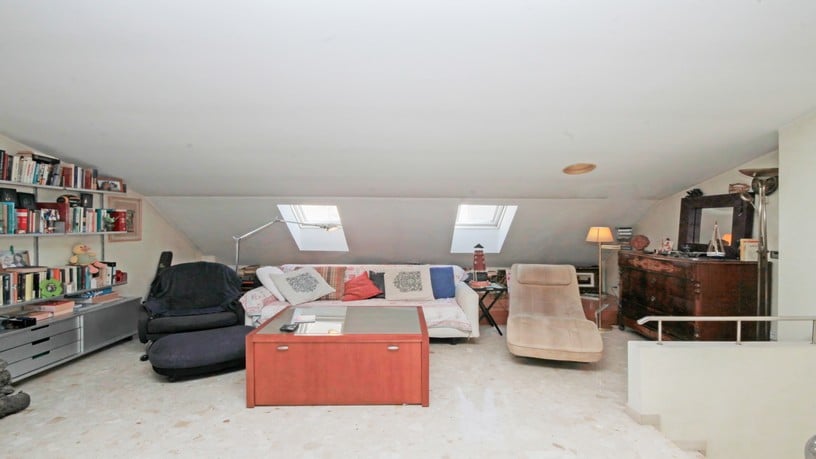 Chalet adosado en venta en calle Valencia