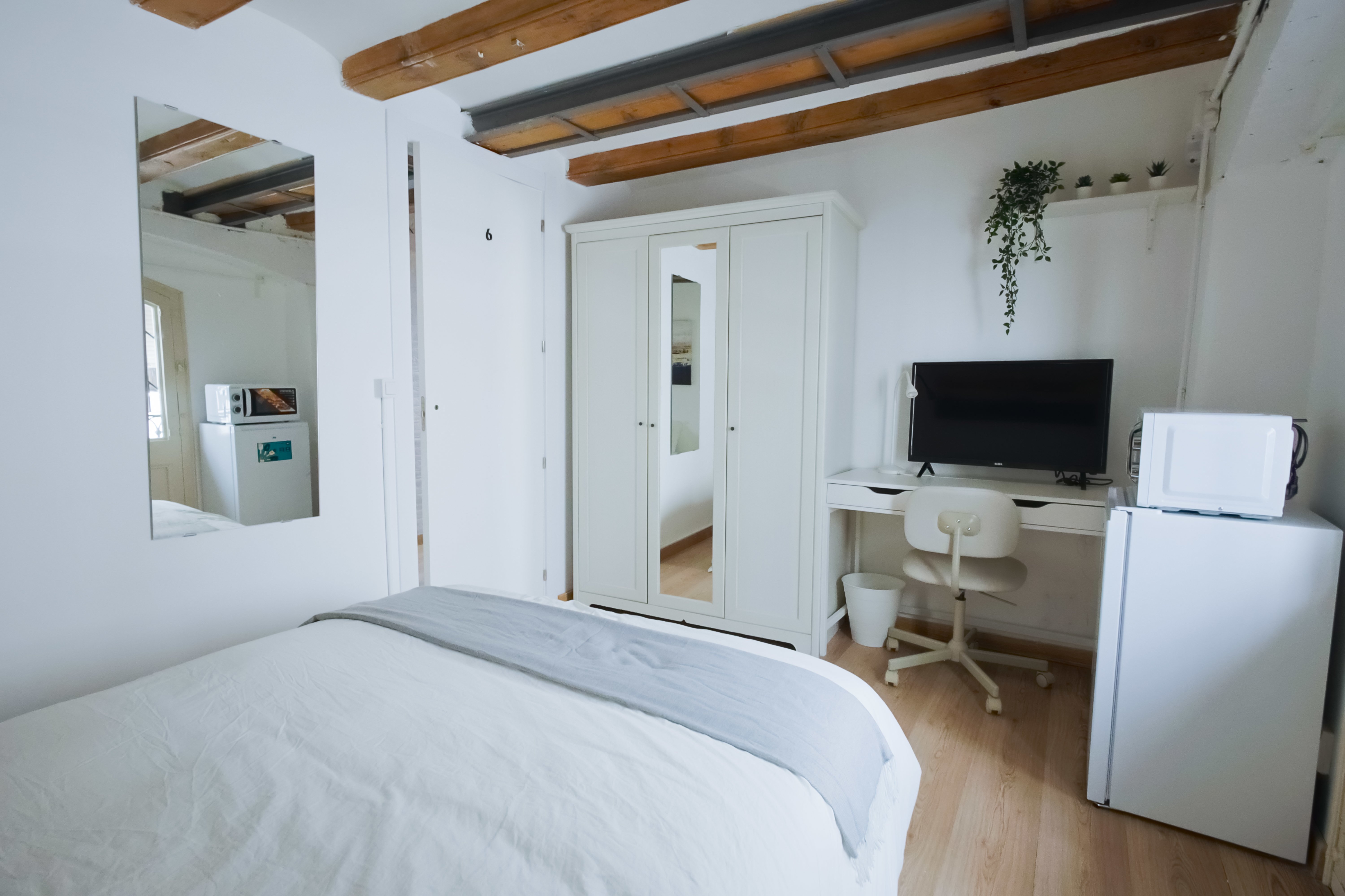 Flat for sale in carrer Carrer de Sant Pere Més Baix