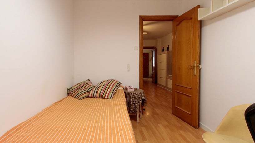 Flat for sale in carrer Carrer de la Mare Eterna