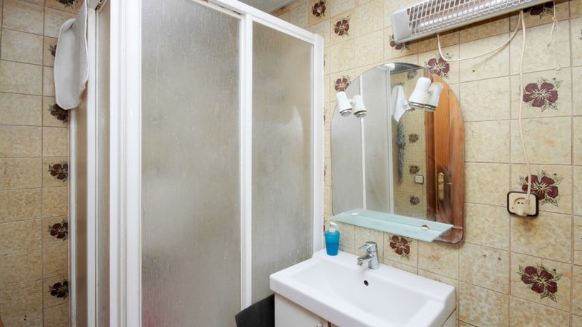 Flat for sale in carrer Carrer de la Mare Eterna
