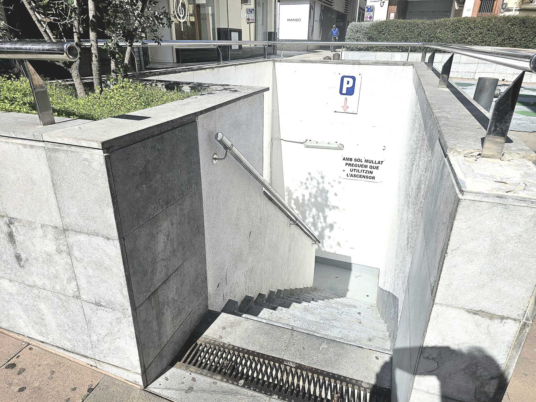 Garaje en venta en carrer Carrer Sant Josep de Calassanç