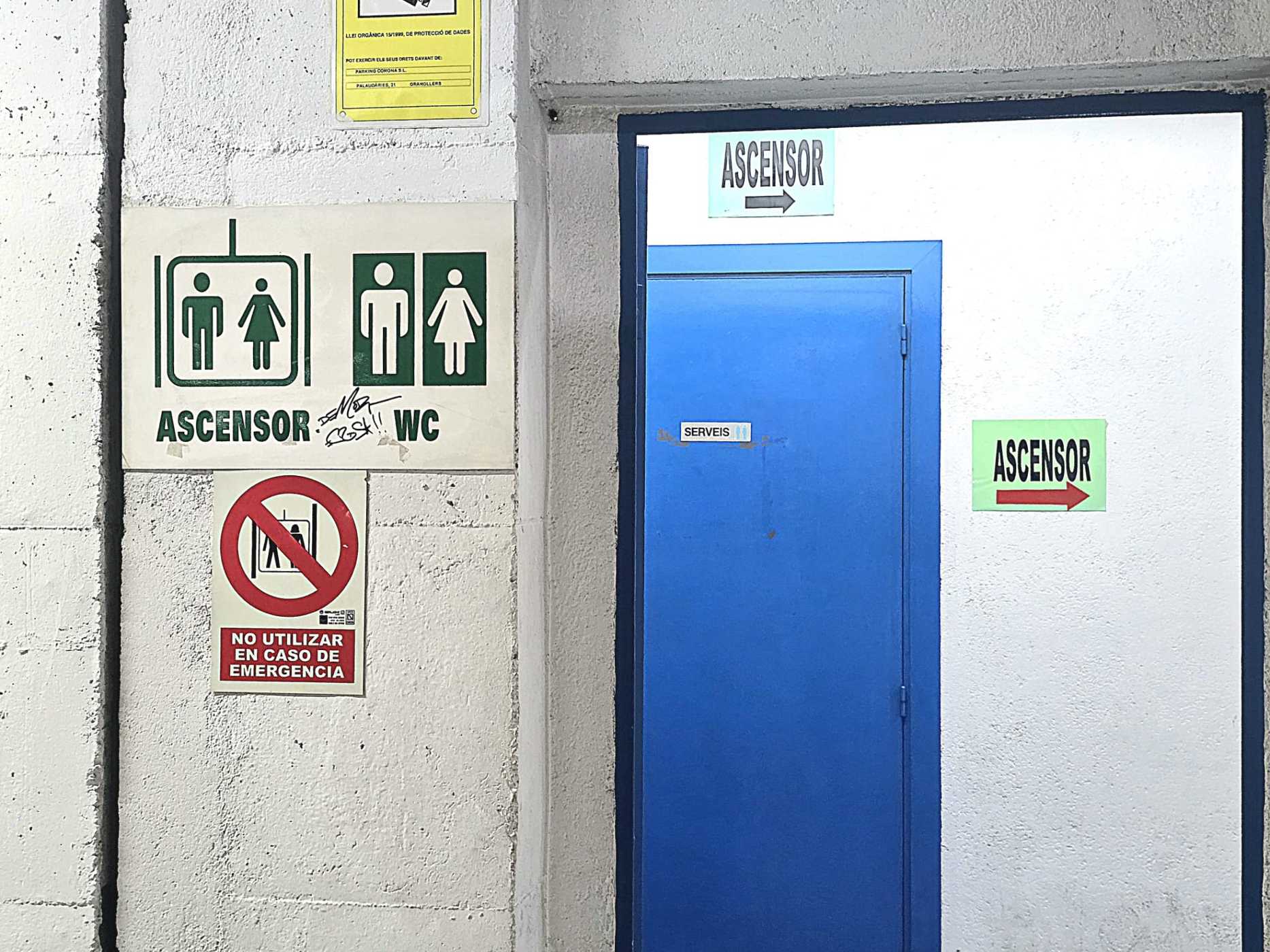 Garaje en venta en carrer Carrer Sant Josep de Calassanç