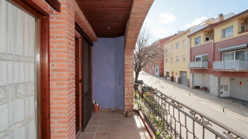 Chalet adosado en venta en carrer Carrer de Freixeneda