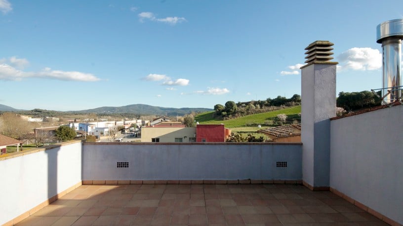 Chalet adosado en venta en carrer Carrer de Freixeneda