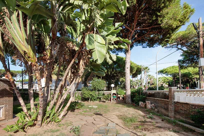 Chalet adosado en venta en carrer Carrer 19