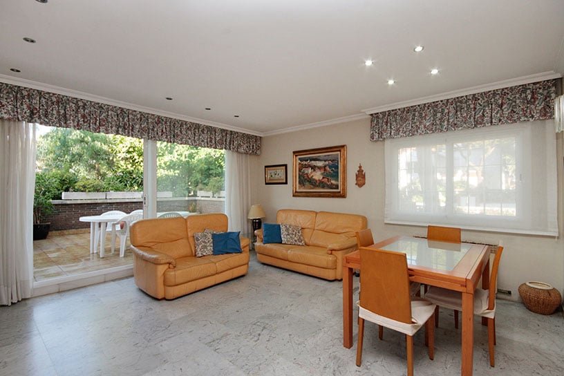 Chalet adosado en venta en carrer Carrer 19