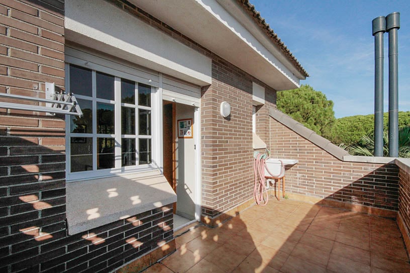 Chalet adosado en venta en carrer Carrer 19