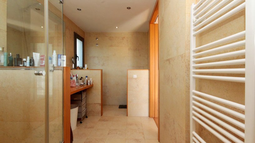 House for sale in carrer Carrer Corts Daragò