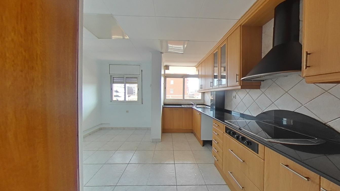 Flat for sale in calle  Ponent