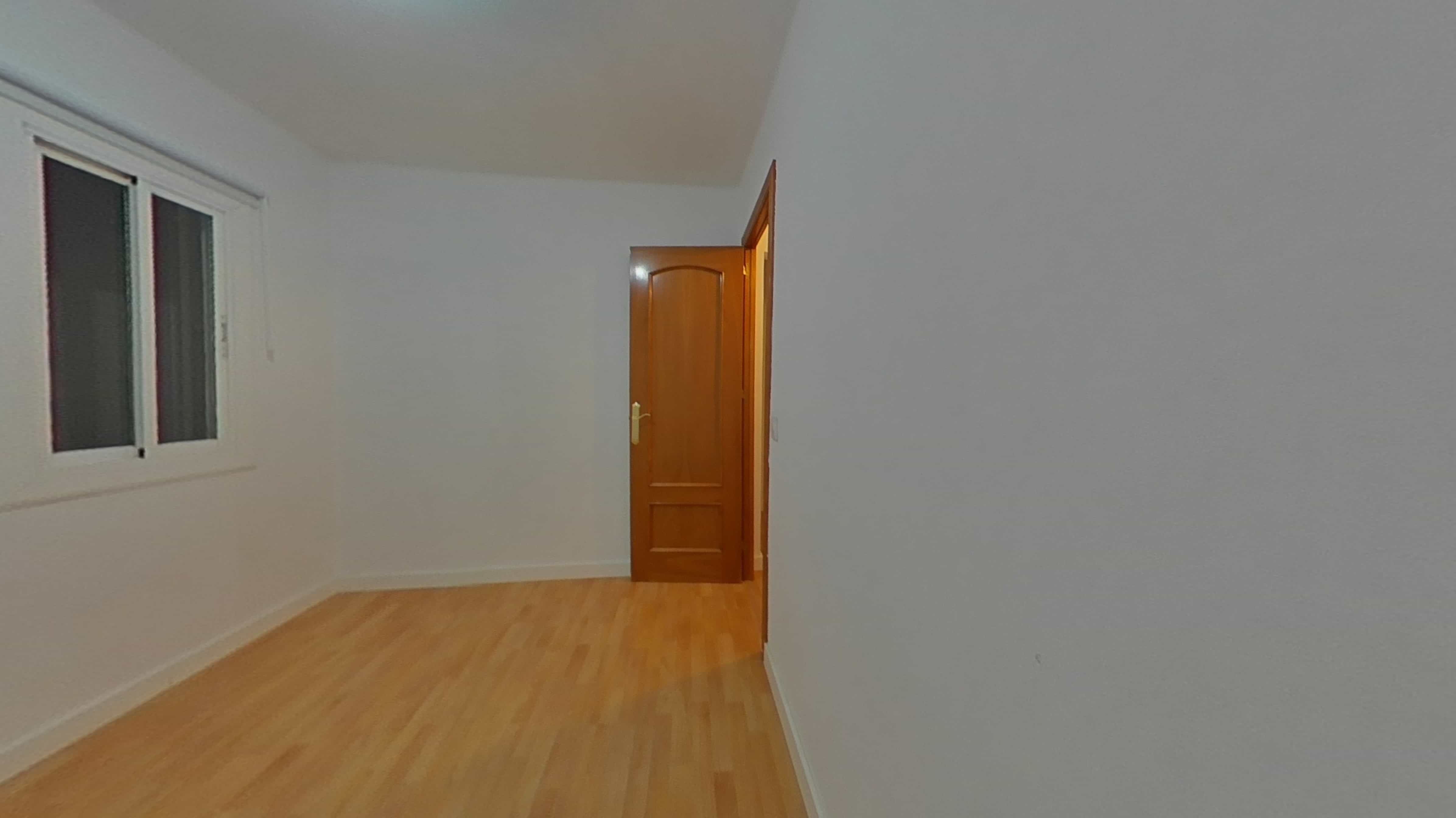 Flat for sale in calle  Francesc Ribas 