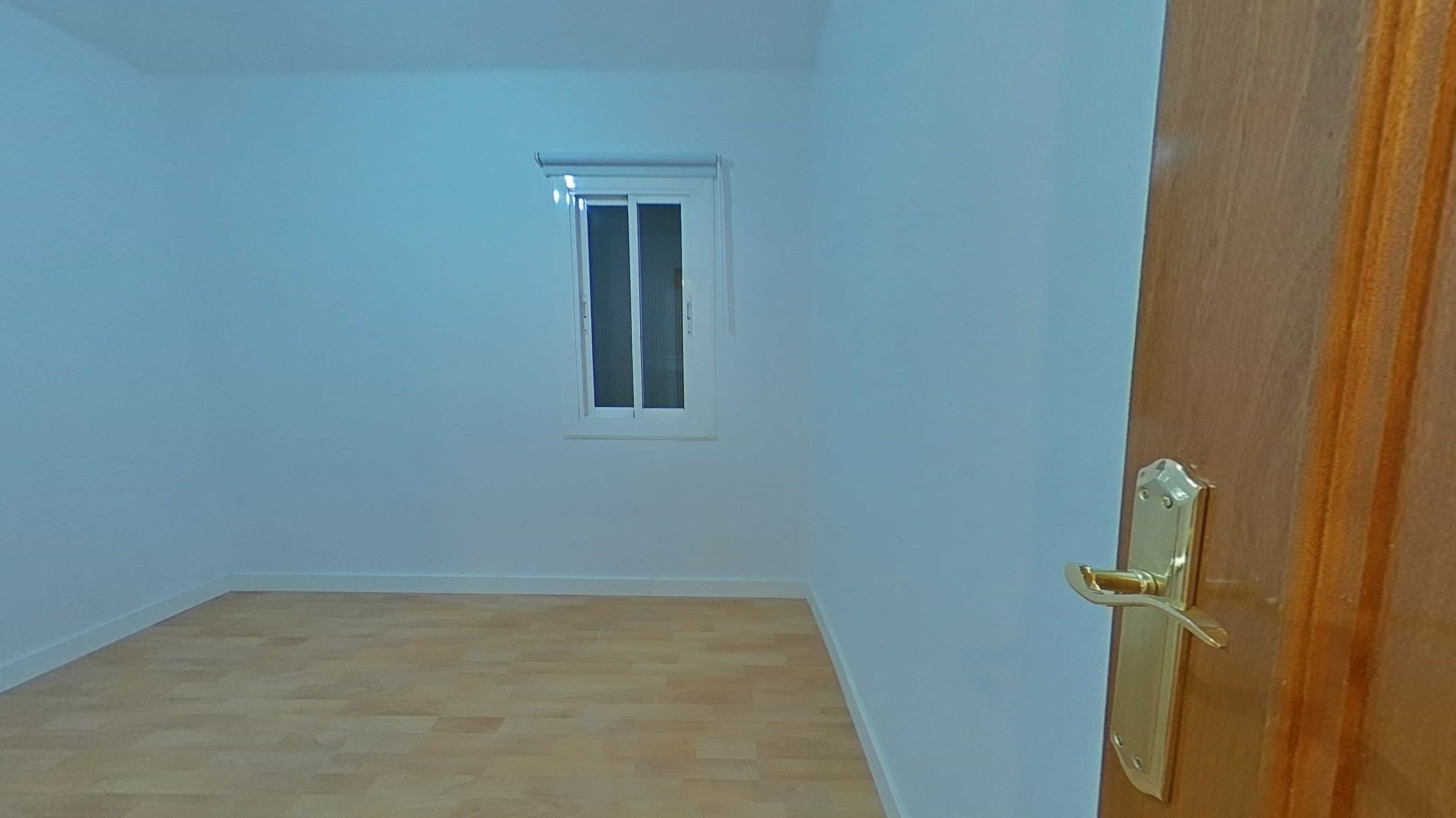 Flat for sale in calle  Francesc Ribas 