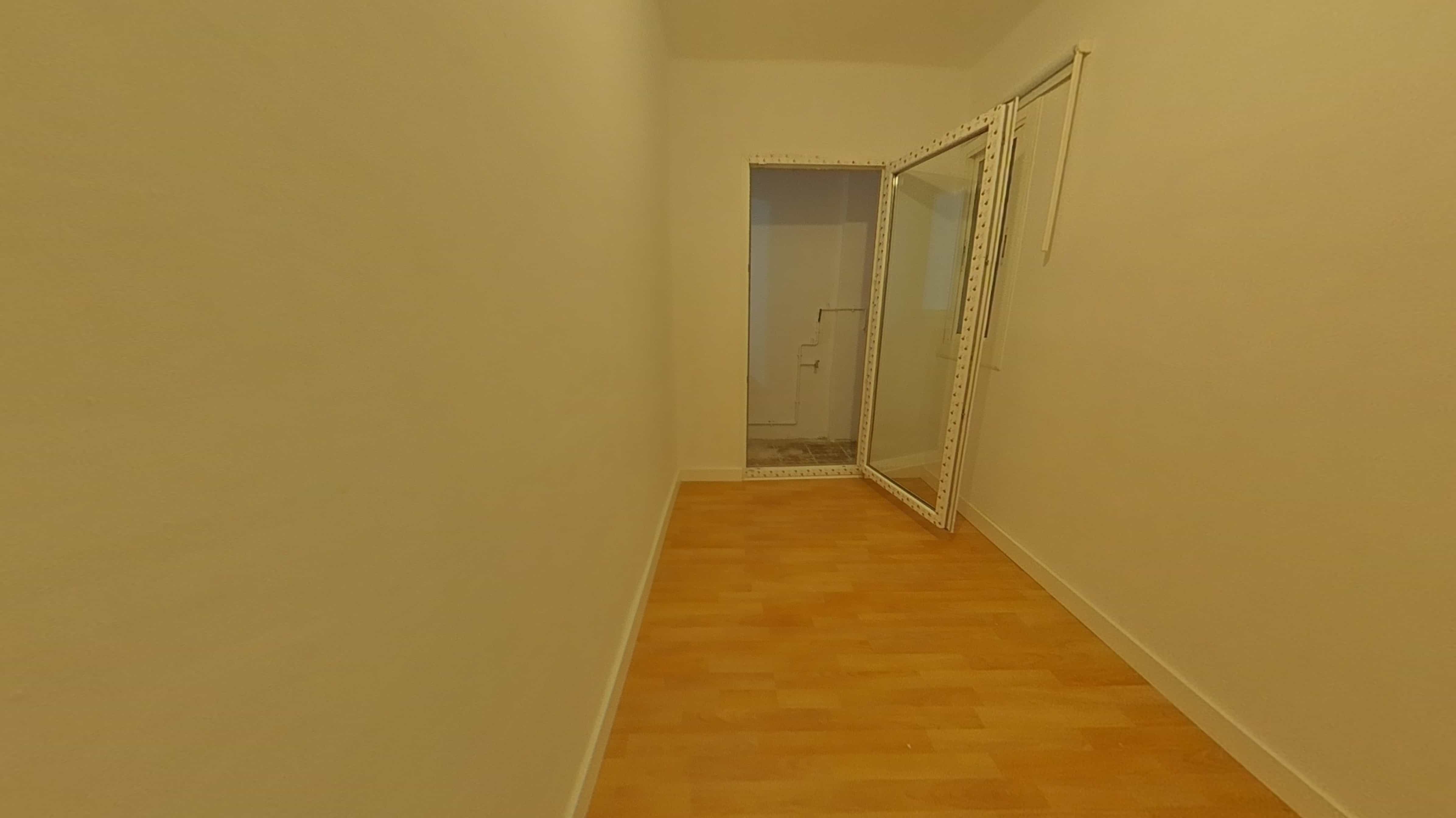 Flat for sale in calle  Francesc Ribas 