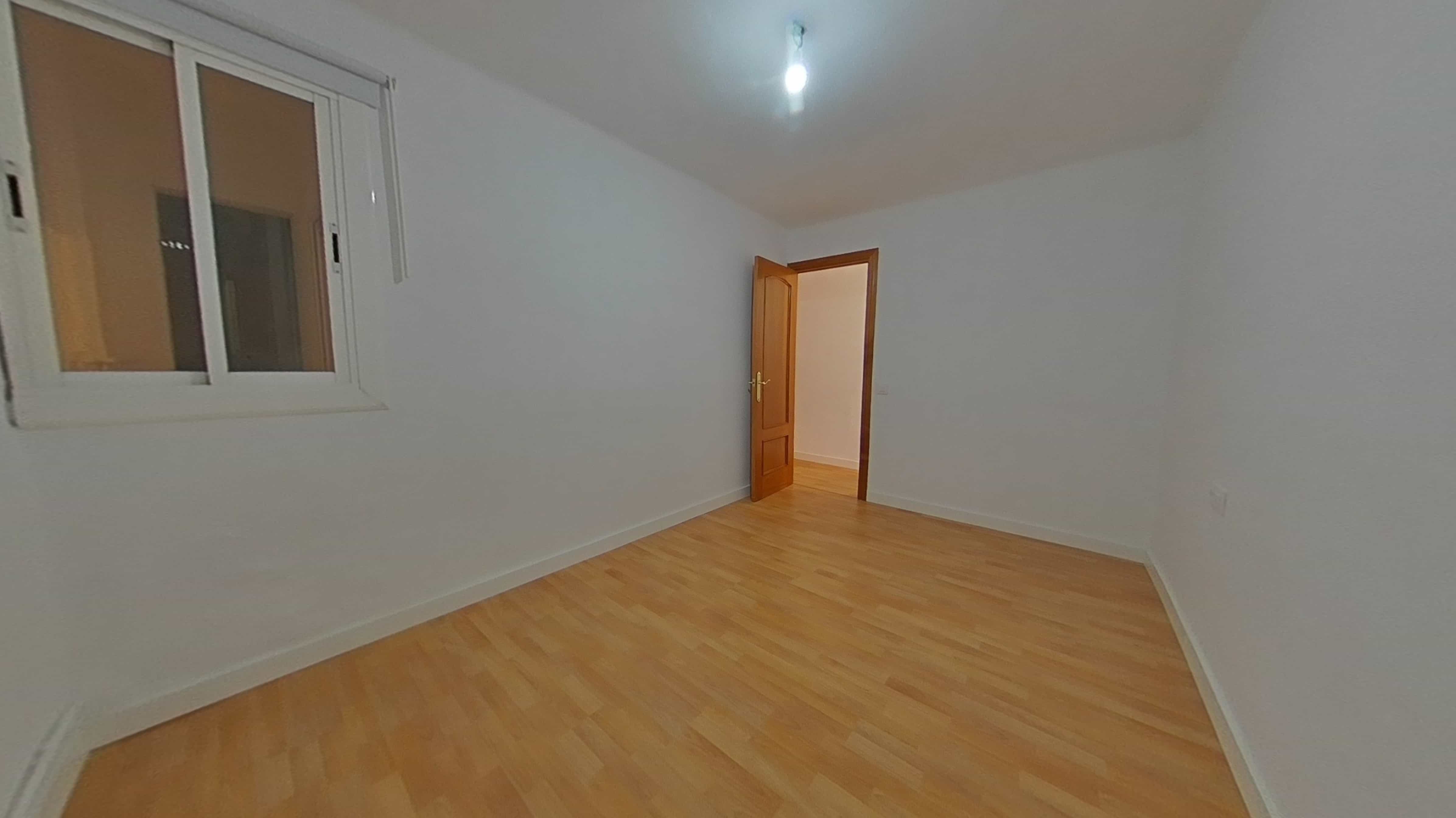 Flat for sale in calle  Francesc Ribas 