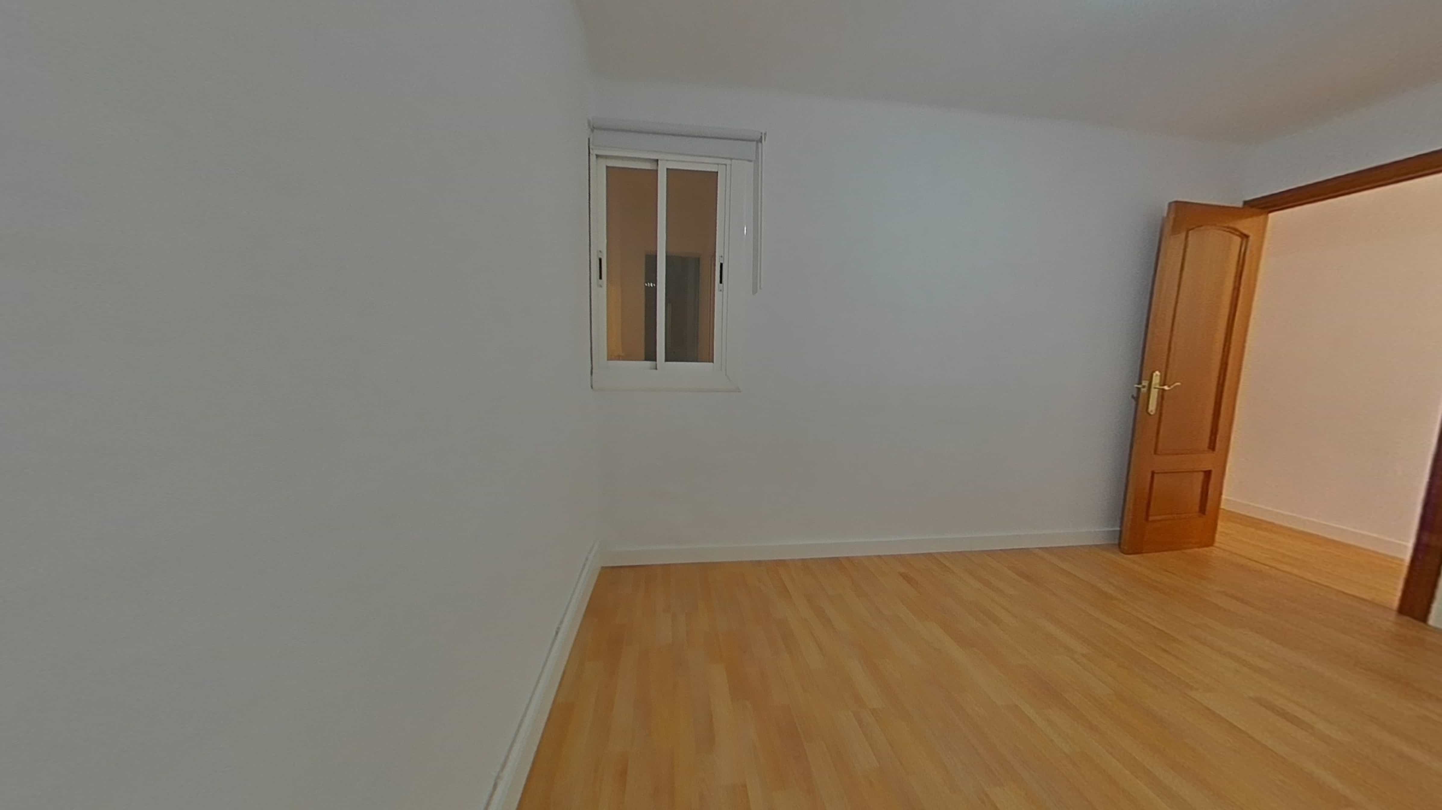 Flat for sale in calle  Francesc Ribas 