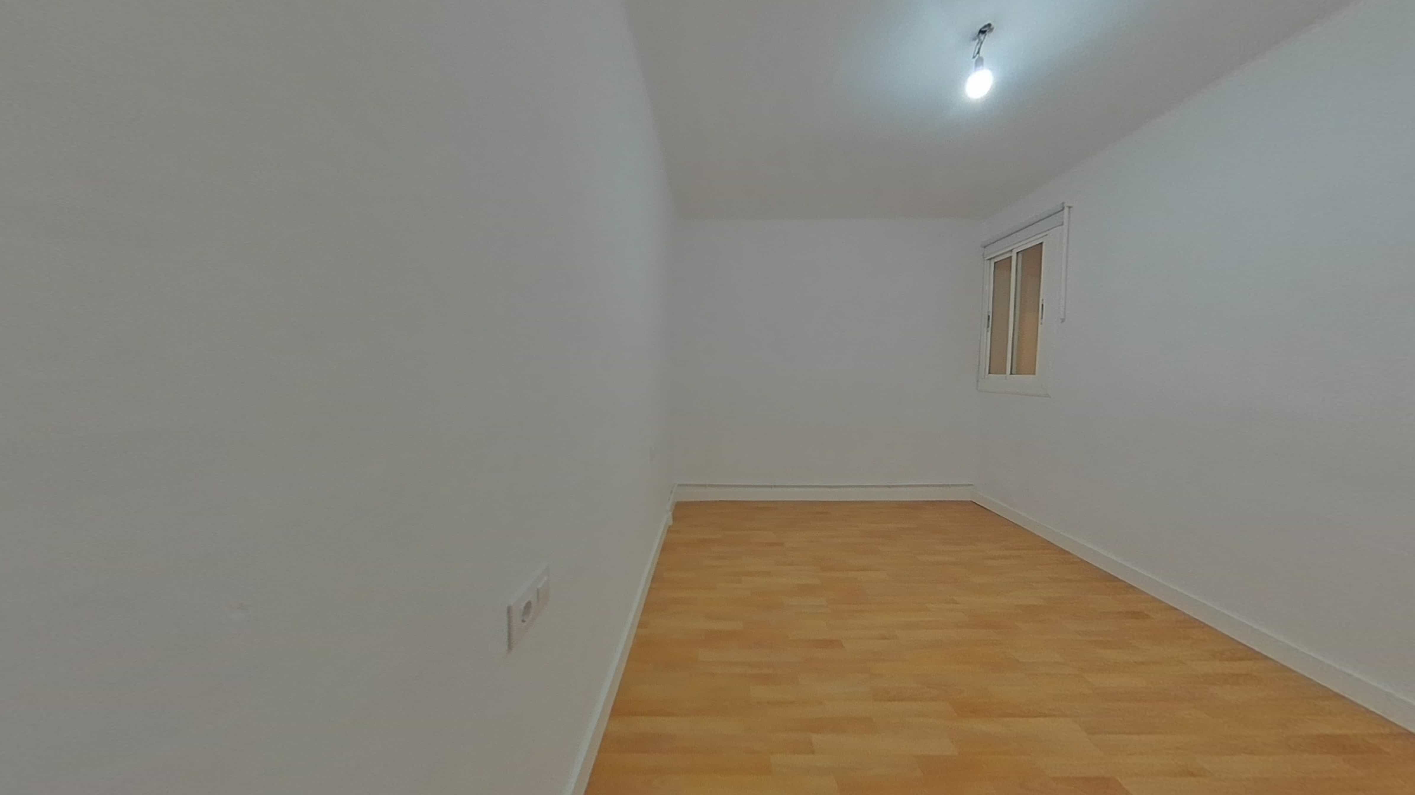 Flat for sale in calle  Francesc Ribas 