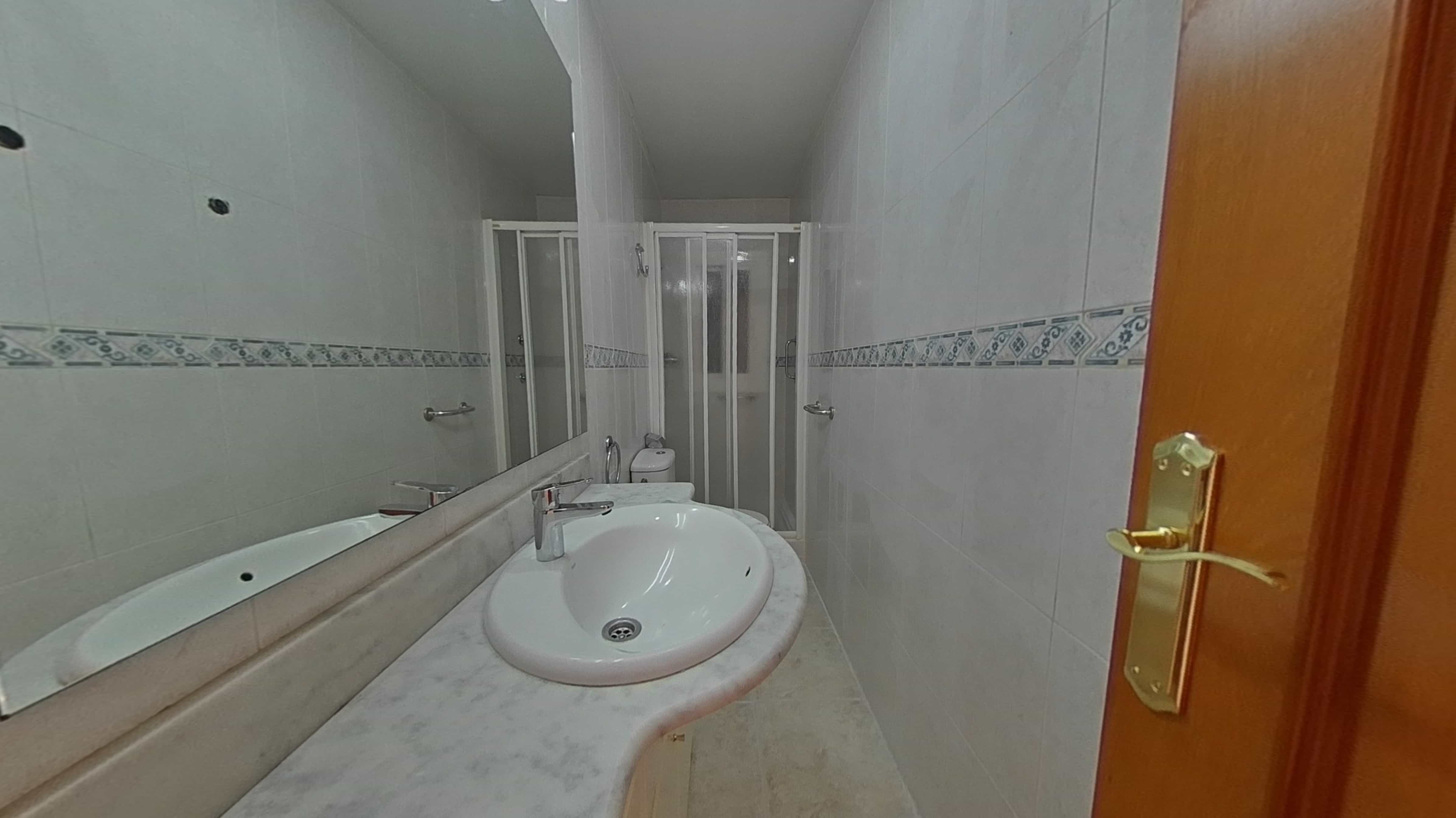 Flat for sale in calle  Francesc Ribas 