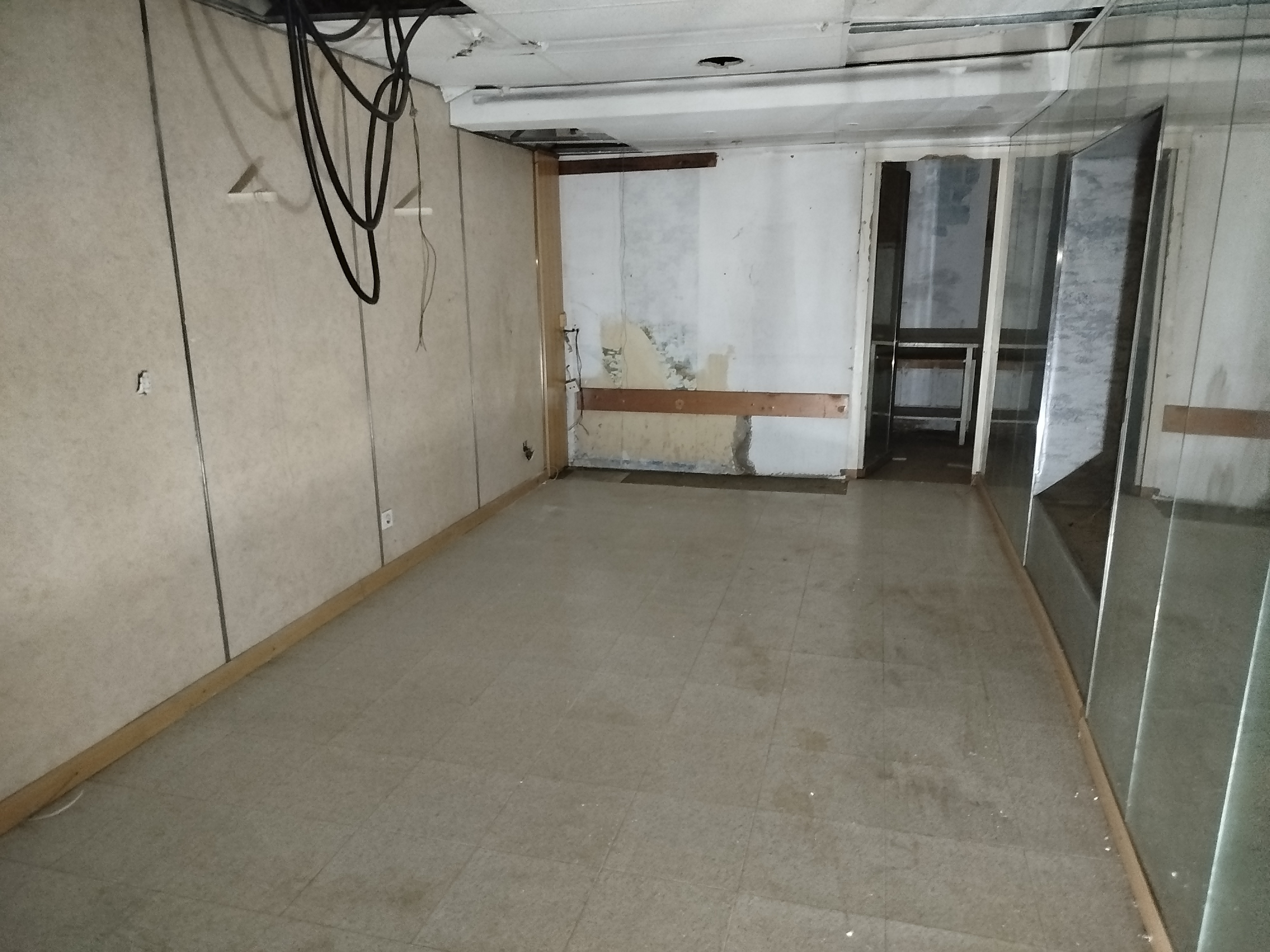 Edificio de oficinas en venta en calle Clivillers, Dels