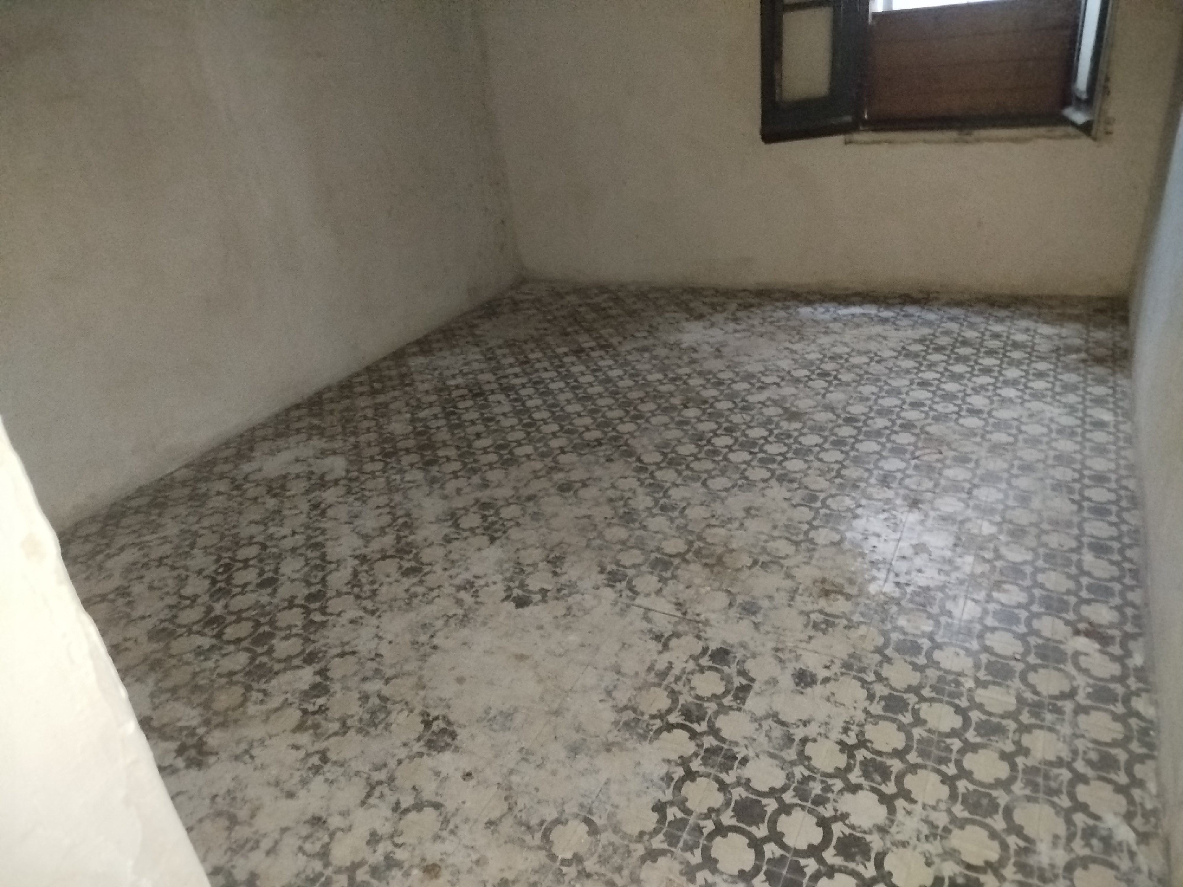Edificio de oficinas en venta en calle Clivillers, Dels