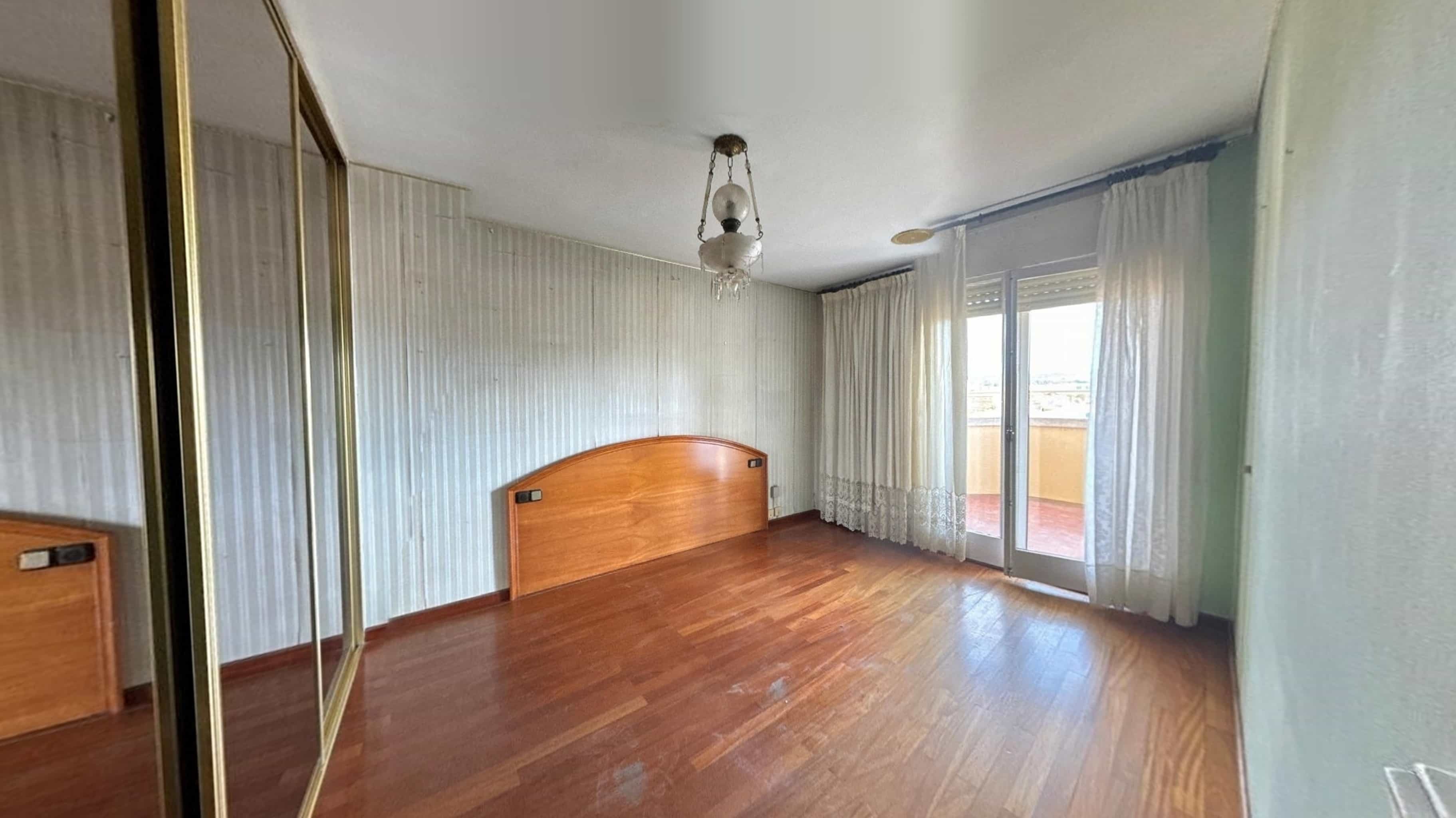 Flat for sale in paseo Paisos Catalans
