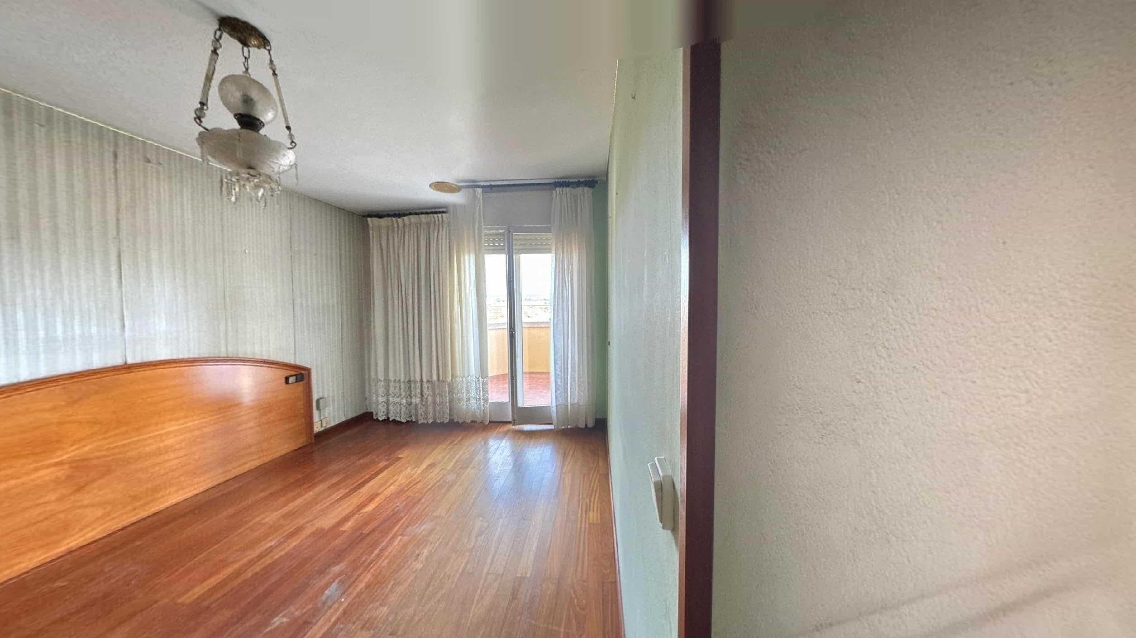 Flat for sale in paseo Paisos Catalans