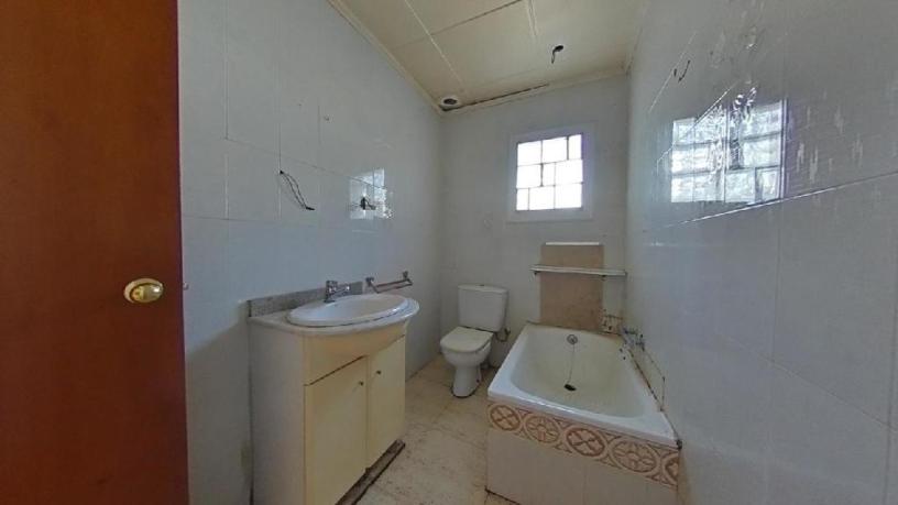Chalet adosado en venta en calle Riera de Massanes-riuclar
