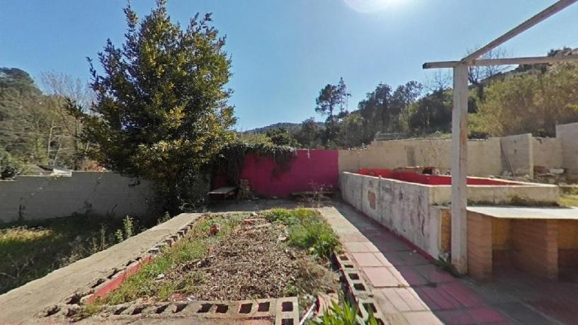Chalet adosado en venta en calle Riera de Massanes-riuclar