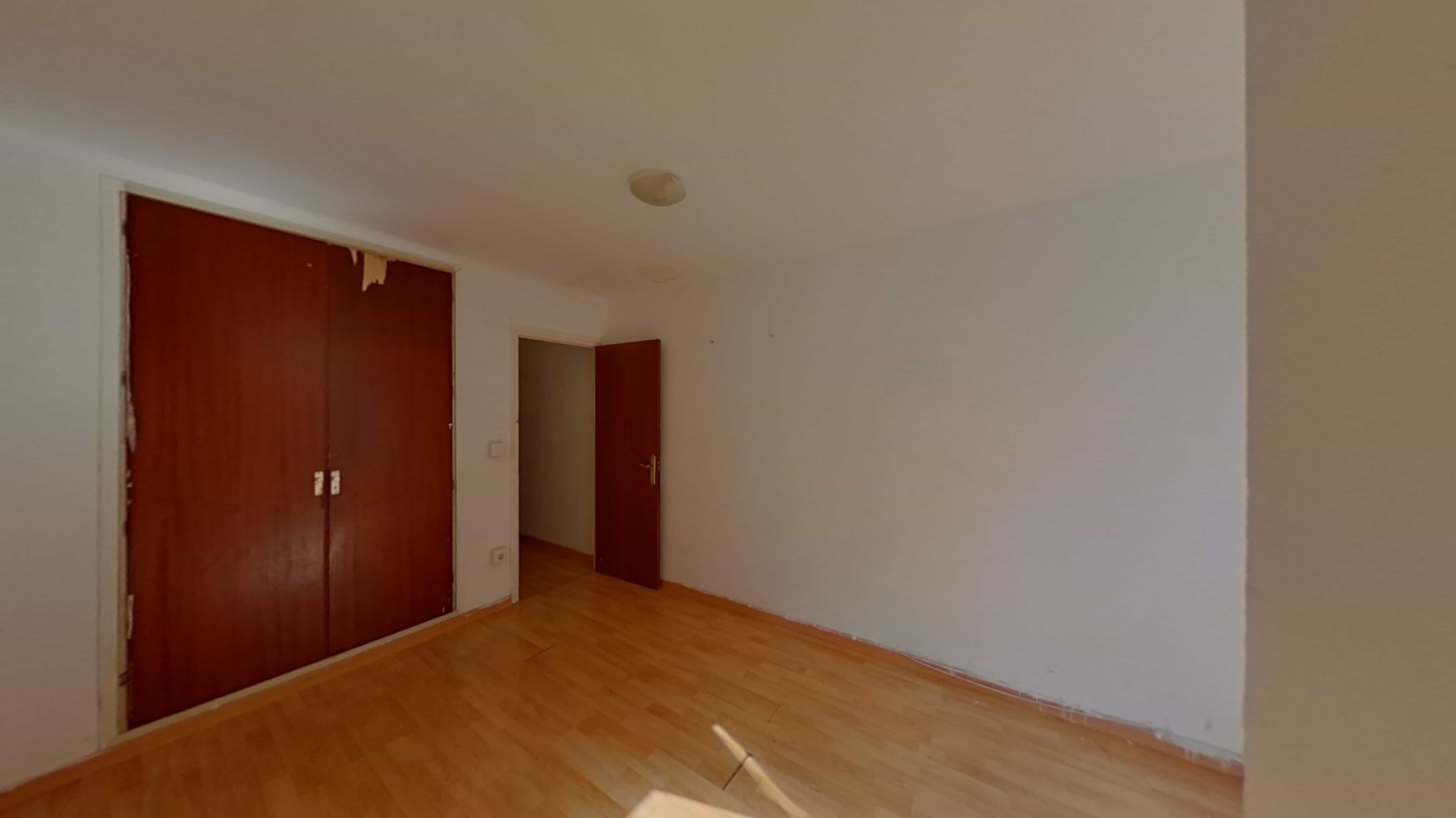 Piso en venta en calle Angel Guimera