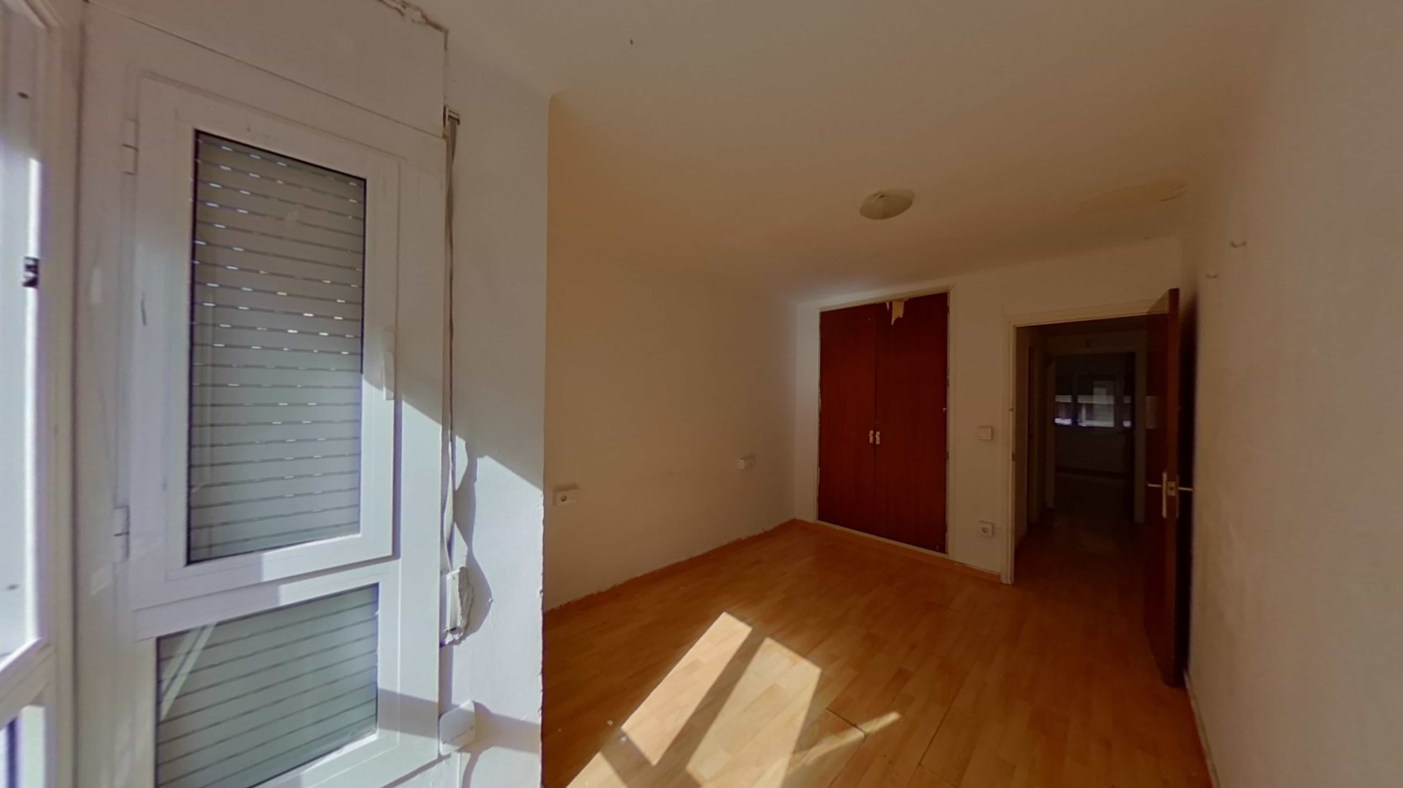 Piso en venta en calle Angel Guimera