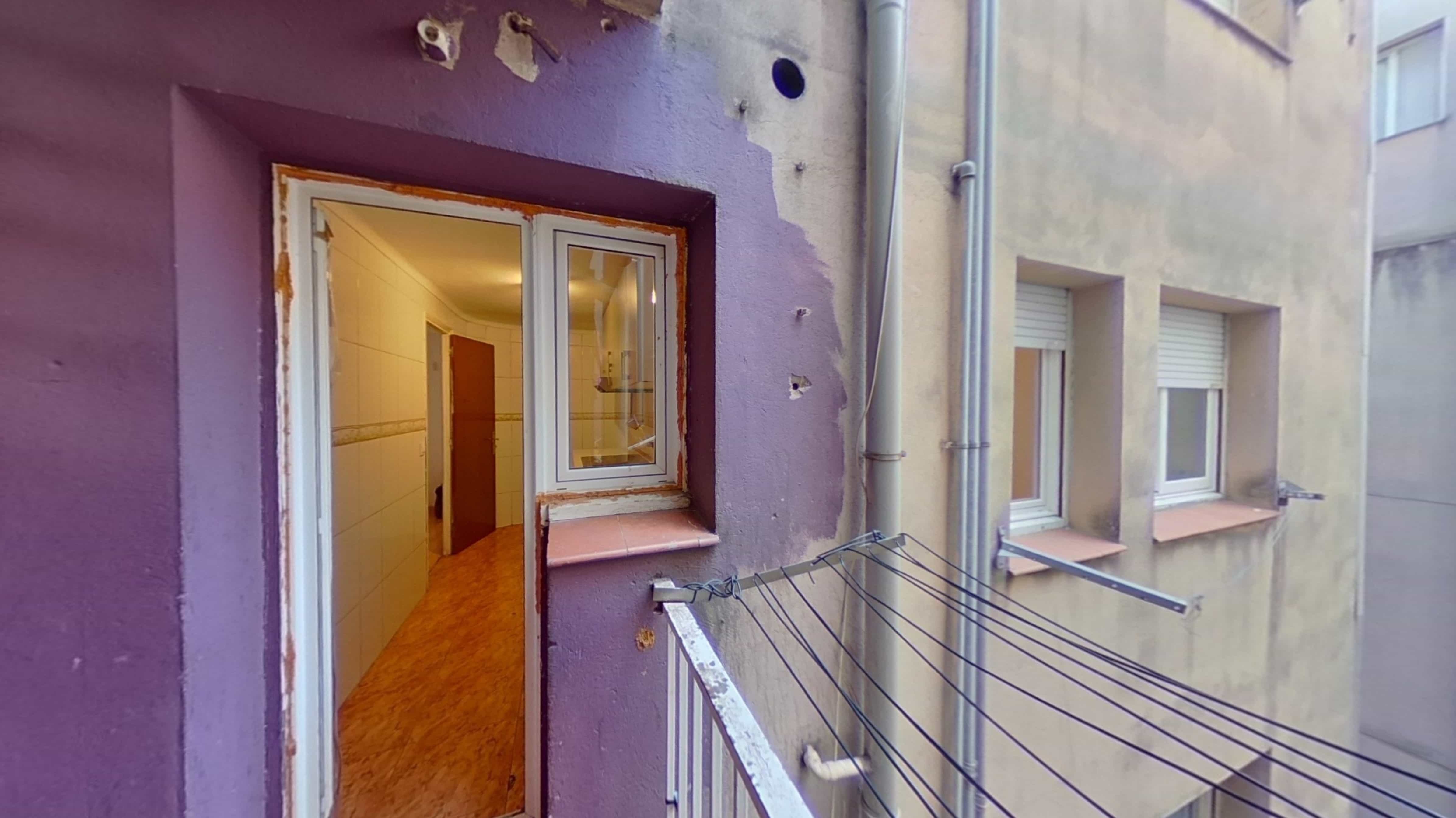 Piso en venta en calle Angel Guimera