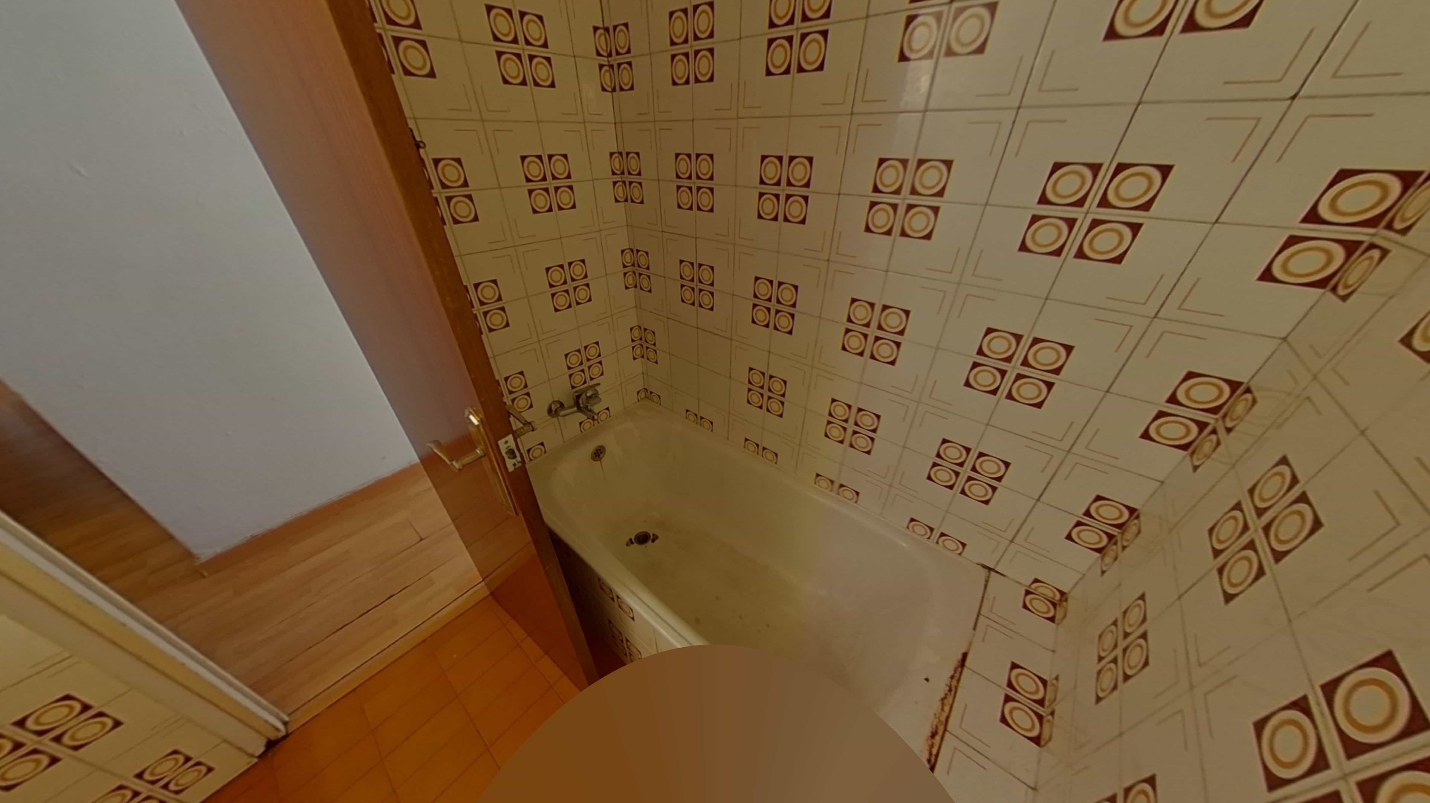 Piso en venta en calle Angel Guimera