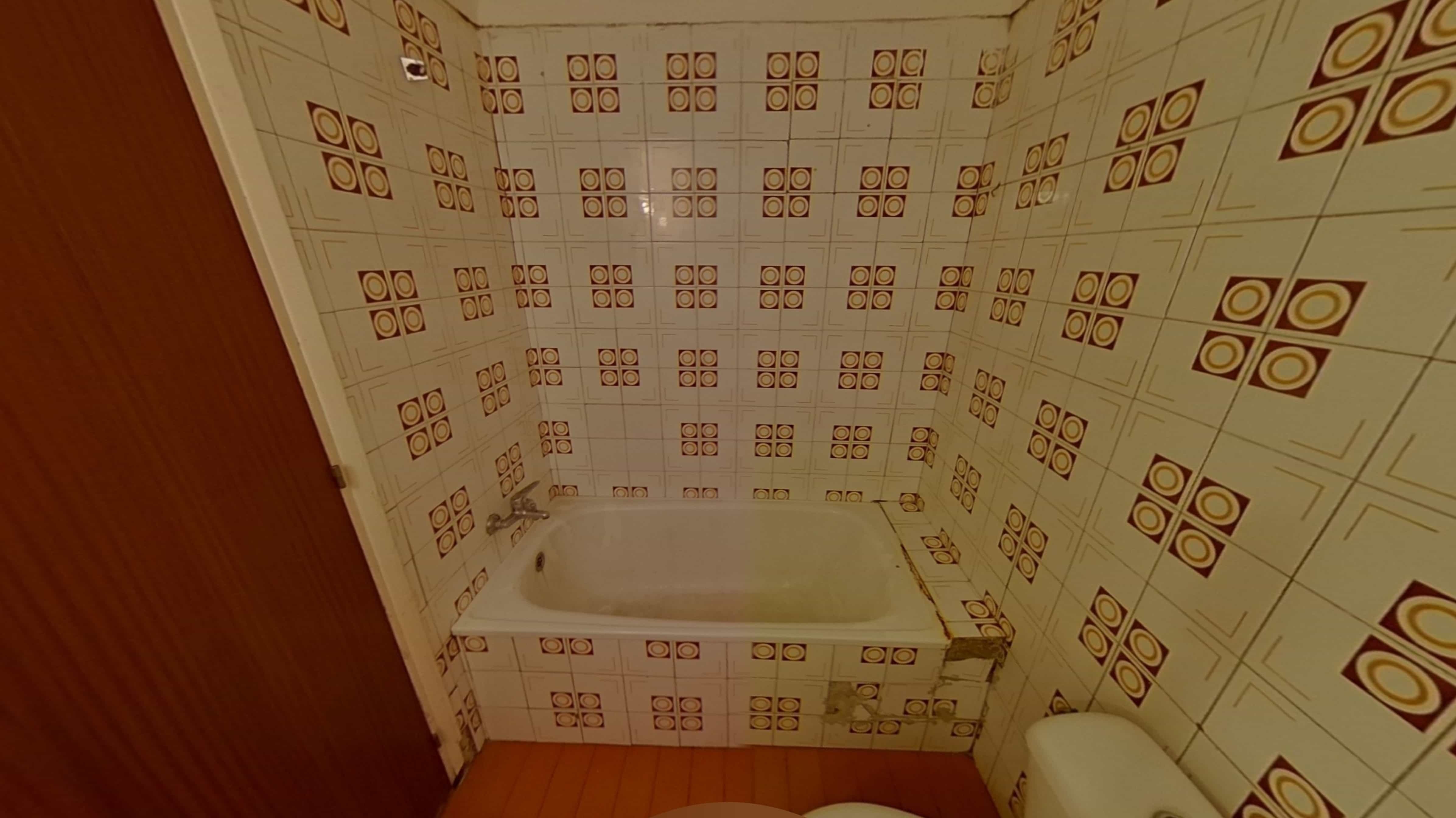 Piso en venta en calle Angel Guimera