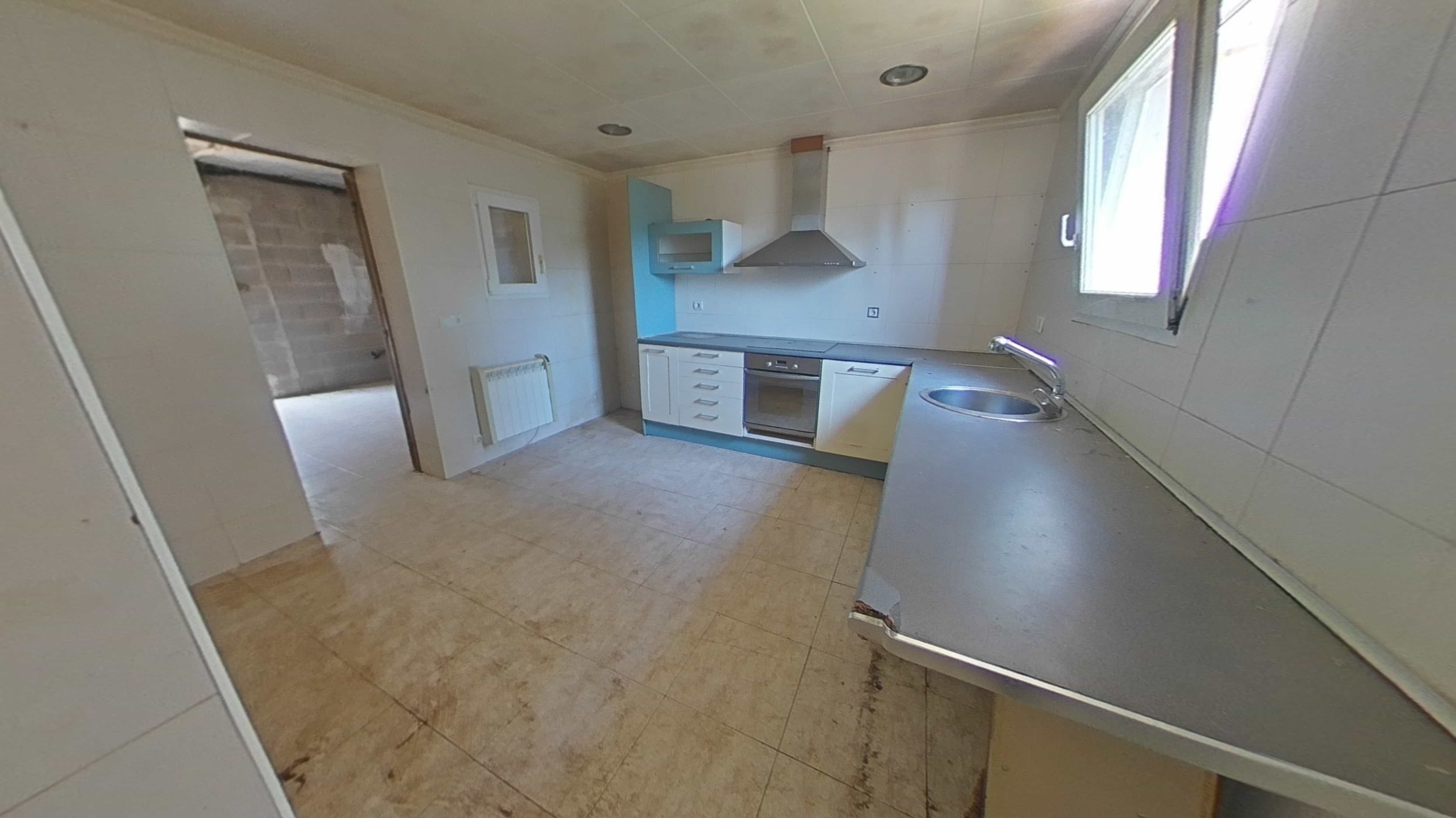 Townhouse for sale in calle Girona