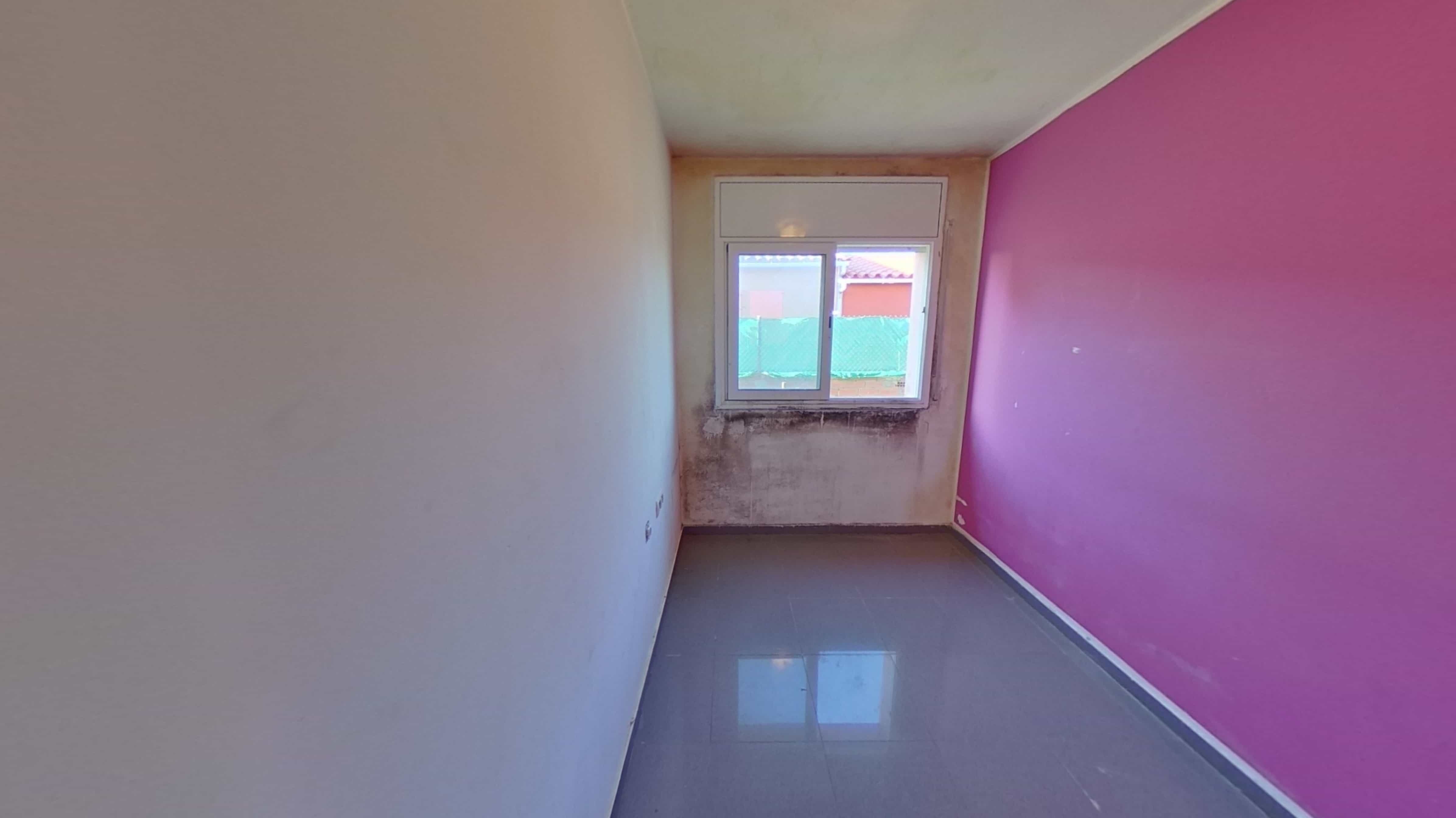 Chalet adosado en venta en calle Osona