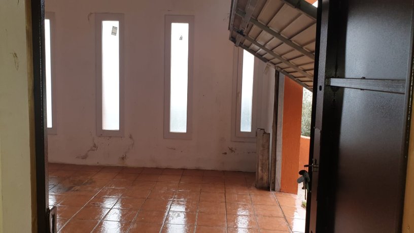 Chalet adosado en venta en calle Anglaterra