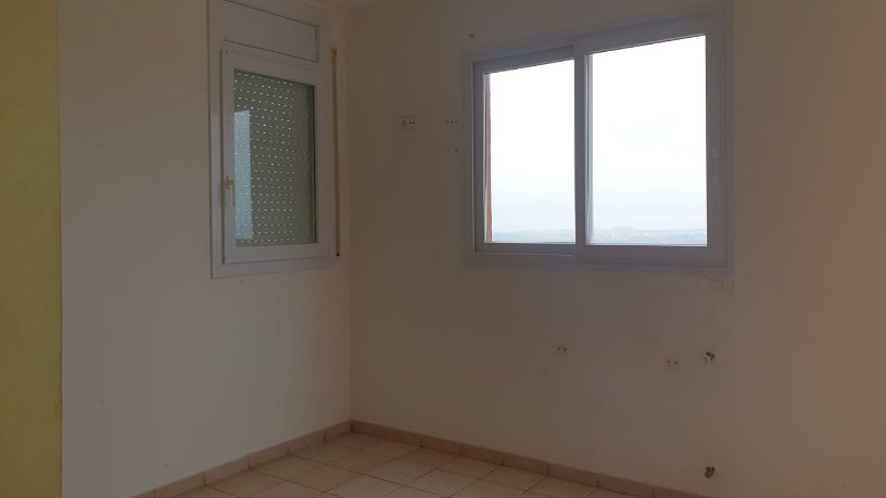 Chalet adosado en venta en calle Anglaterra