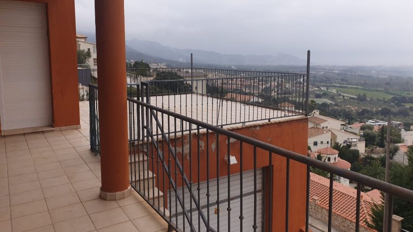 Chalet adosado en venta en calle Anglaterra